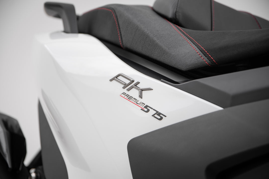 AK 575 PREMIUM