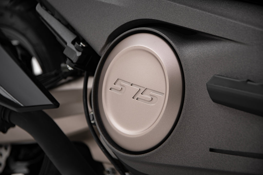 AK 575 PREMIUM