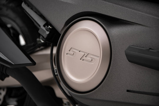 AK 575 PREMIUM