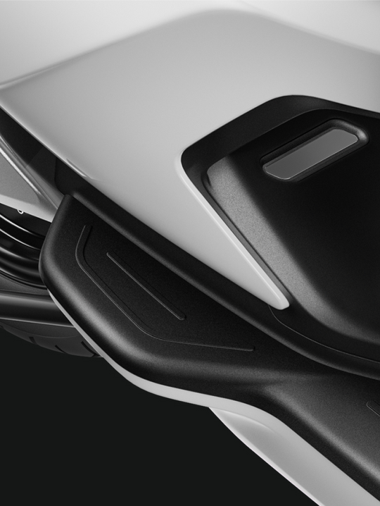 MQiGT100_DetailRender_FootPeg